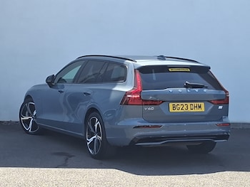 Used Volvo V60 2023 for sale - 78945621: Photo