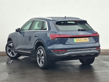 Used Audi Q8 2023 for sale - 79425180: Photo