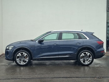 Used Audi Q8 2023 for sale - 79425180: Photo