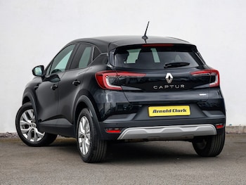 Used Renault Captur 2022 for sale - 78656429: Photo