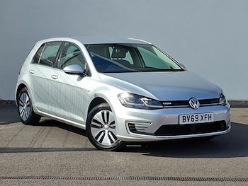Used Volkswagen Golf 2019 for sale - 79477416: Photo