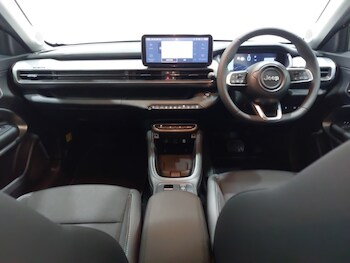 Used Jeep Avenger 2024 for sale - 78474063: Photo