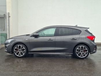 Used Ford Focus 2022 for sale - 79247176: Photo
