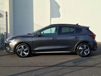 Used Ford Focus 2023 for sale - 79001372: Photo