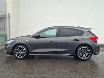 Used Ford Focus 2022 for sale - 78877084: Photo