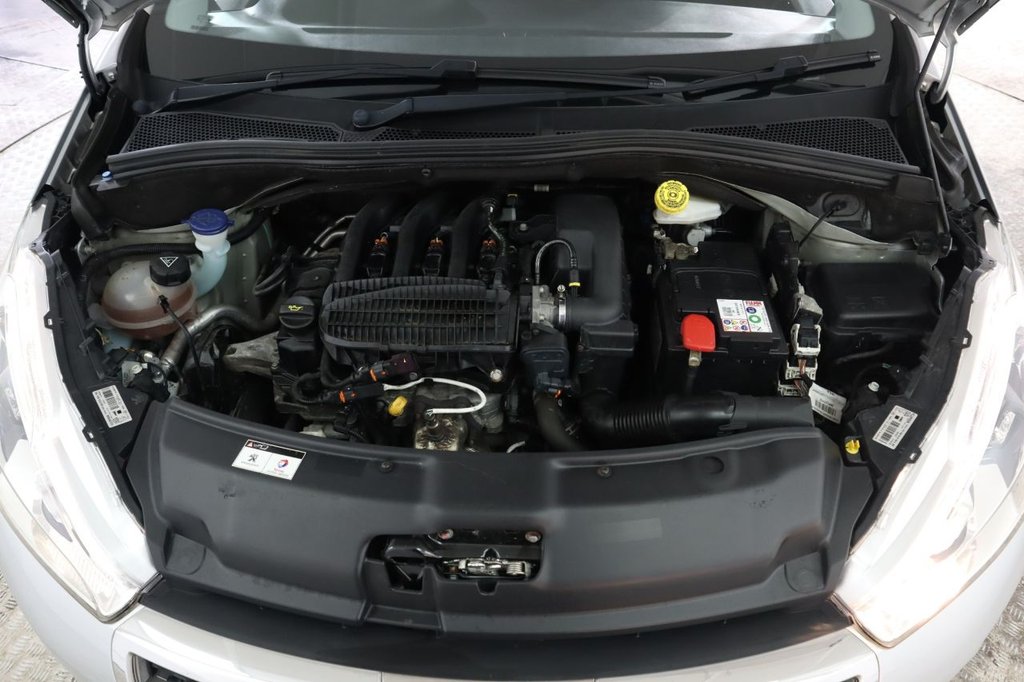 Used Peugeot 208 2017 for sale - 76496602: Photo 10