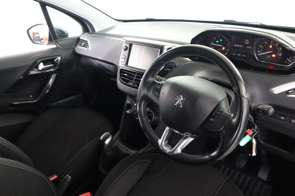 Used Peugeot 208 2017 for sale - 76496602: Photo 12