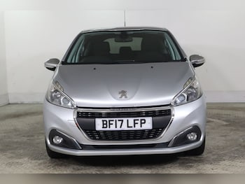 Used Peugeot 208 2017 for sale - 76496602: Photo