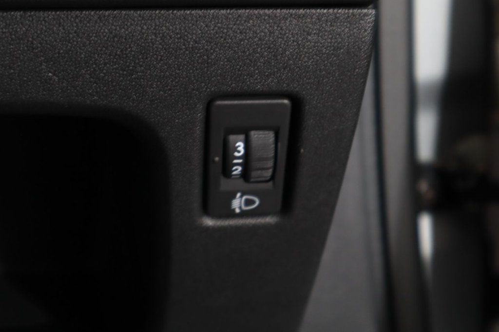 Used Peugeot 208 2017 for sale - 76496602: Photo 36