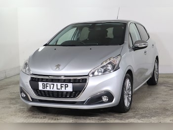 Used Peugeot 208 2017 for sale - 76496602: Photo