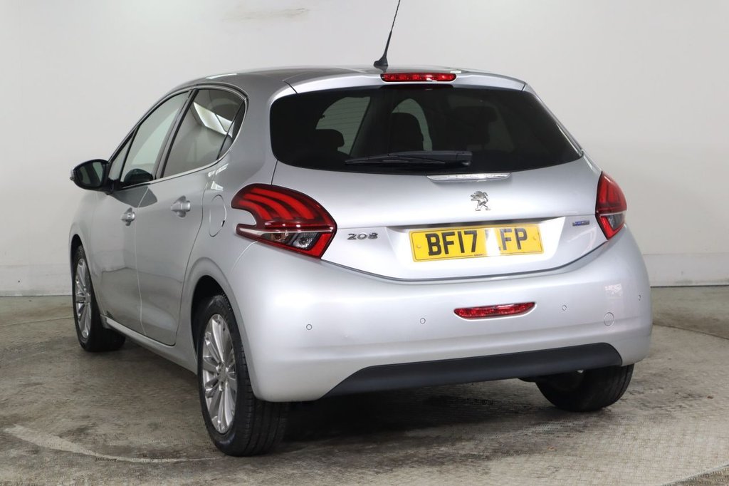 Used Peugeot 208 2017 for sale - 76496602: Photo 4