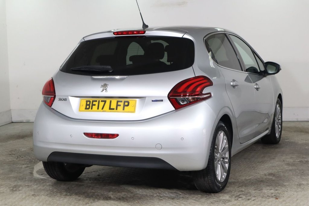 Used Peugeot 208 2017 for sale - 76496602: Photo 6