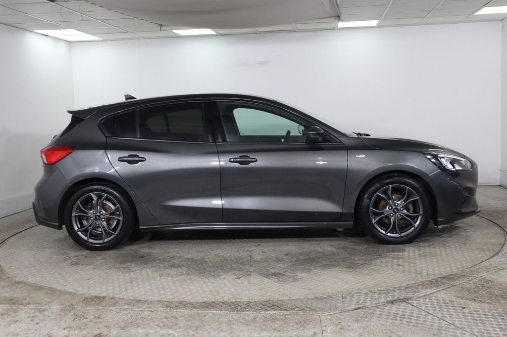 Used Ford Focus 2019 for sale - 76950677: Photo 7