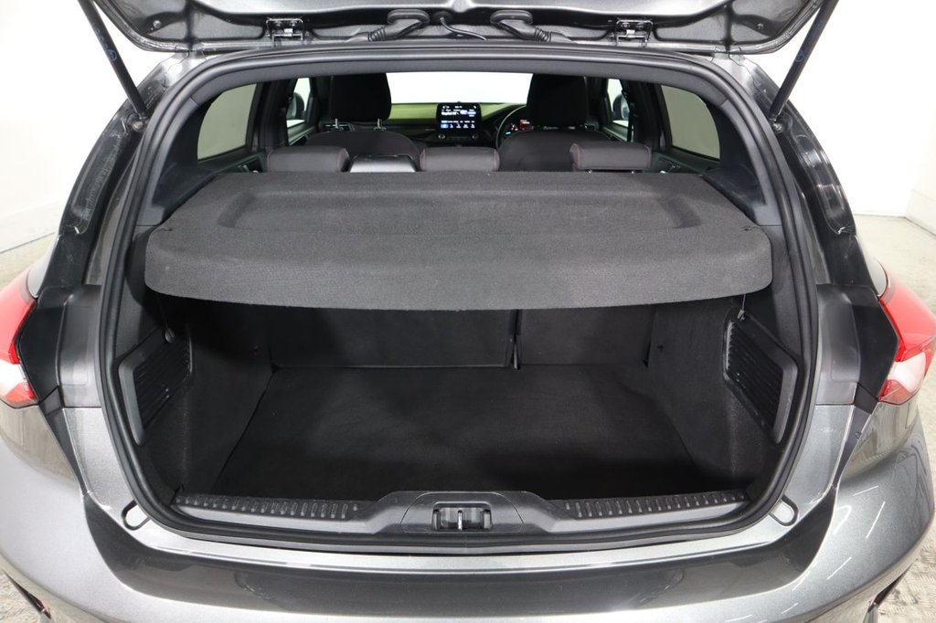 Used Ford Focus 2019 for sale - 76950677: Photo 9