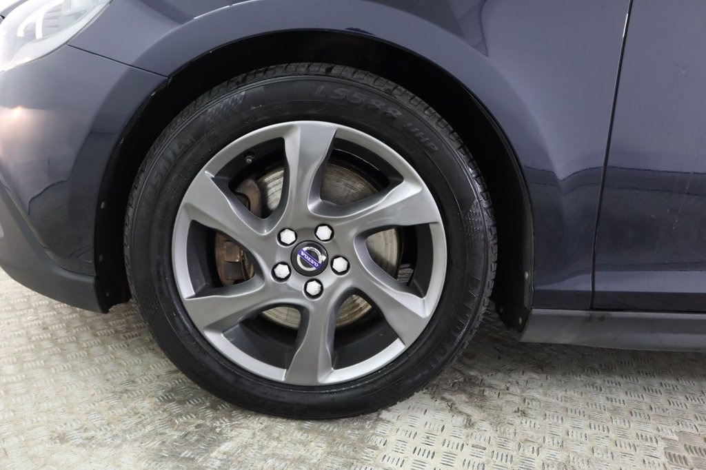 Used Volvo V40 Cross Country 2016 for sale - 76632574: Photo 15