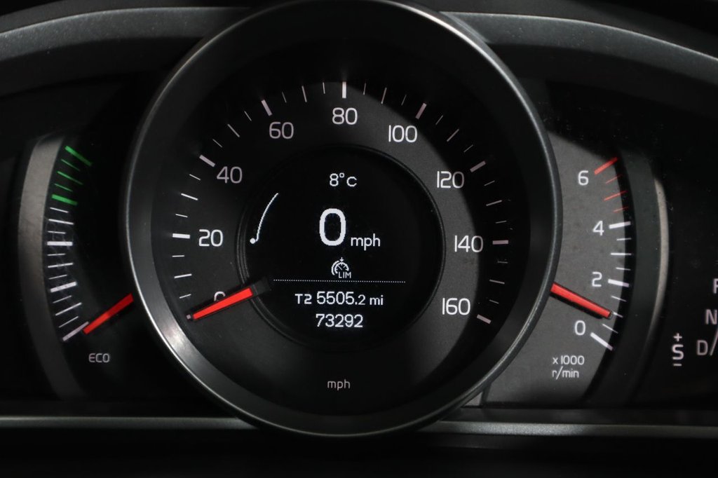 Used Volvo V40 Cross Country 2016 for sale - 76632574: Photo 22