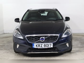 Used Volvo V40 Cross Country 2016 for sale - 76632574: Photo