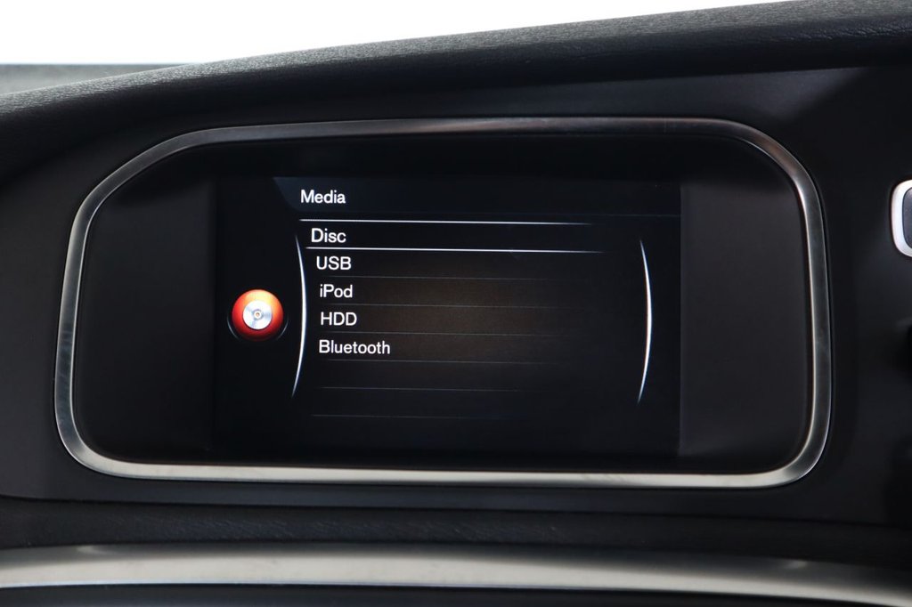 Used Volvo V40 Cross Country 2016 for sale - 76632574: Photo 35