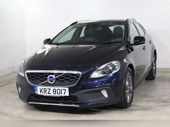 Used Volvo V40 Cross Country 2016 for sale - 76632574: Photo