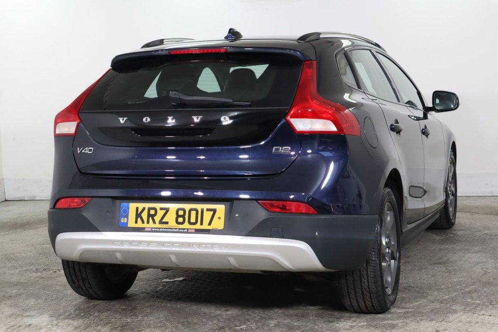 Used Volvo V40 Cross Country 2016 for sale - 76632574: Photo 4