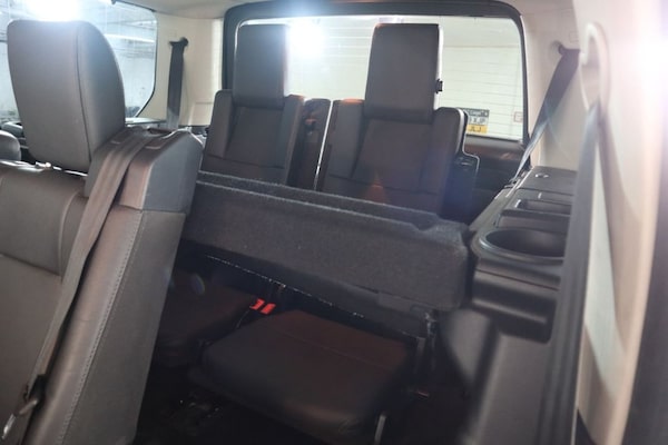 Used Land Rover Discovery 4 2010 for sale - 73059268: Photo 43