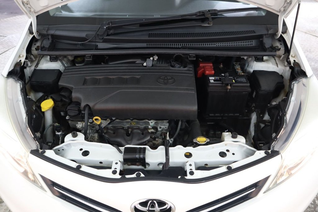 Used Toyota Yaris 2012 for sale - 76470586: Photo 10