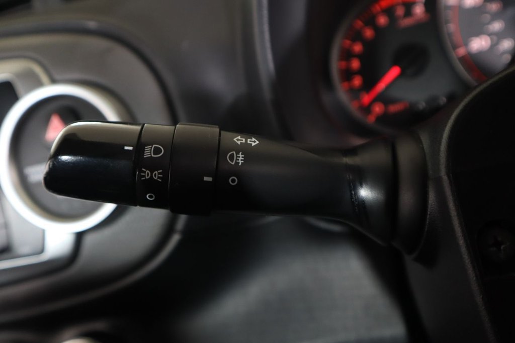 Used Toyota Yaris 2012 for sale - 76470586: Photo 23