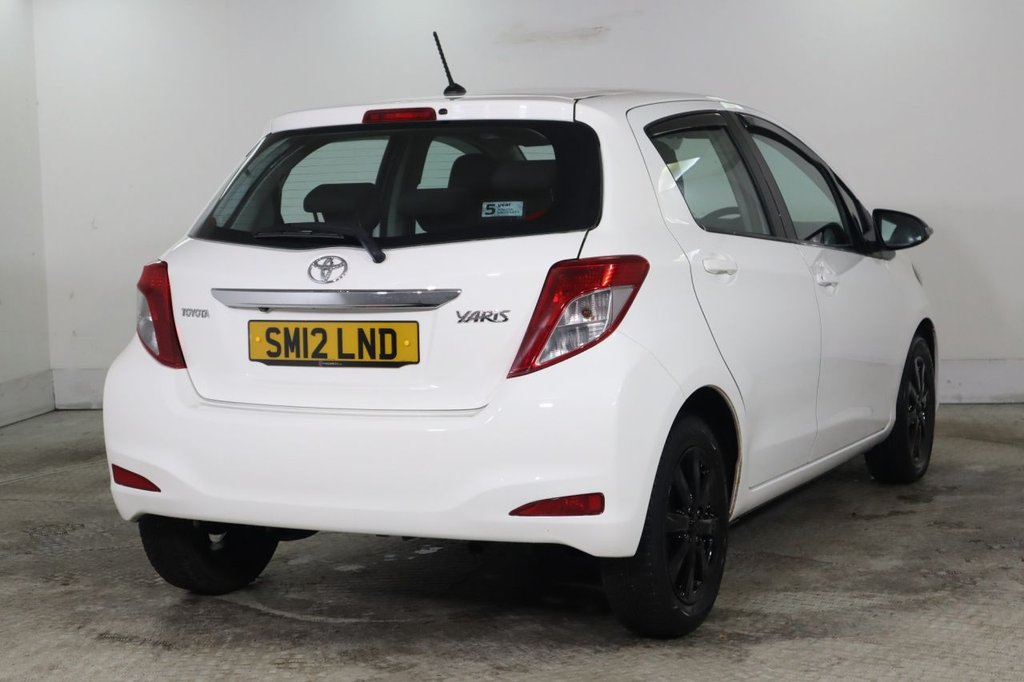Used Toyota Yaris 2012 for sale - 76470586: Photo 4