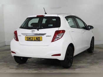 Used Toyota Yaris 2012 for sale - 76470586: Photo