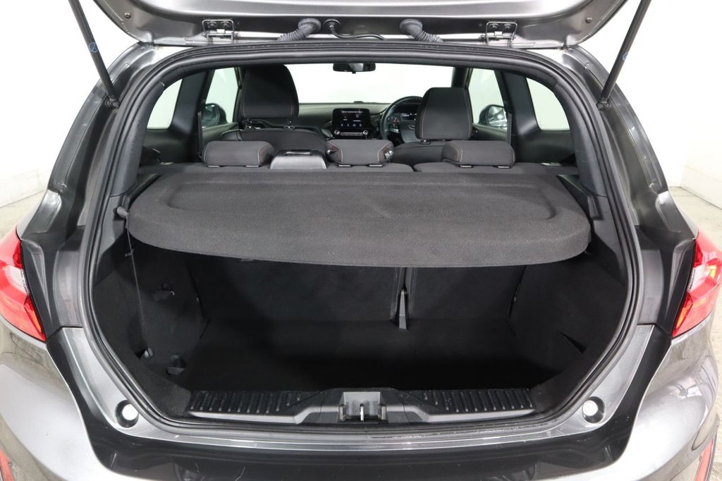 Used Ford Fiesta 2018 for sale - 76202900: Photo 9