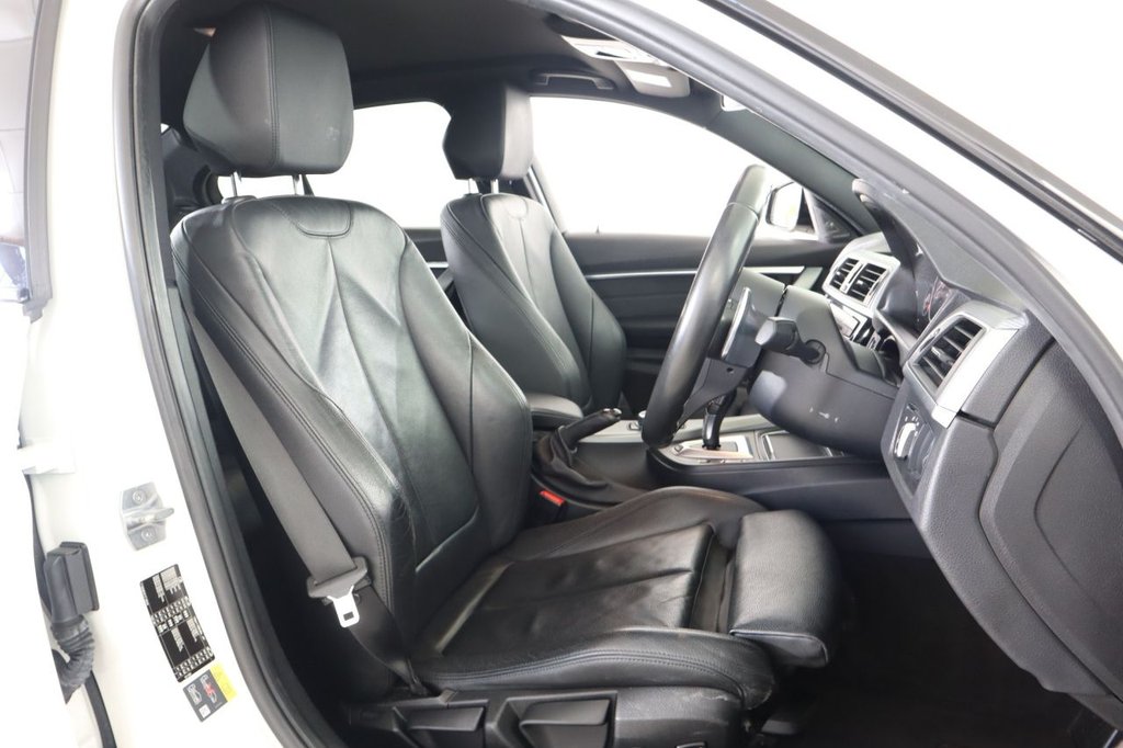 Used BMW 3 Series 2018 for sale - 76632566: Photo 14