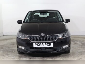 Used Skoda Fabia 2018 for sale - 77369402: Photo