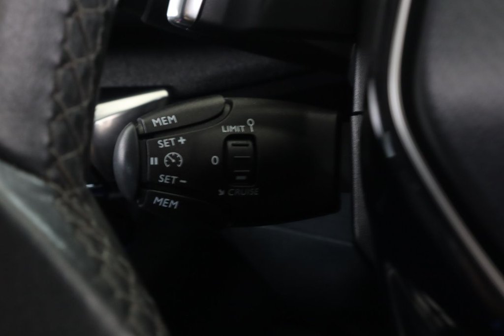 Used Peugeot 3008 2017 for sale - 76267163: Photo 25