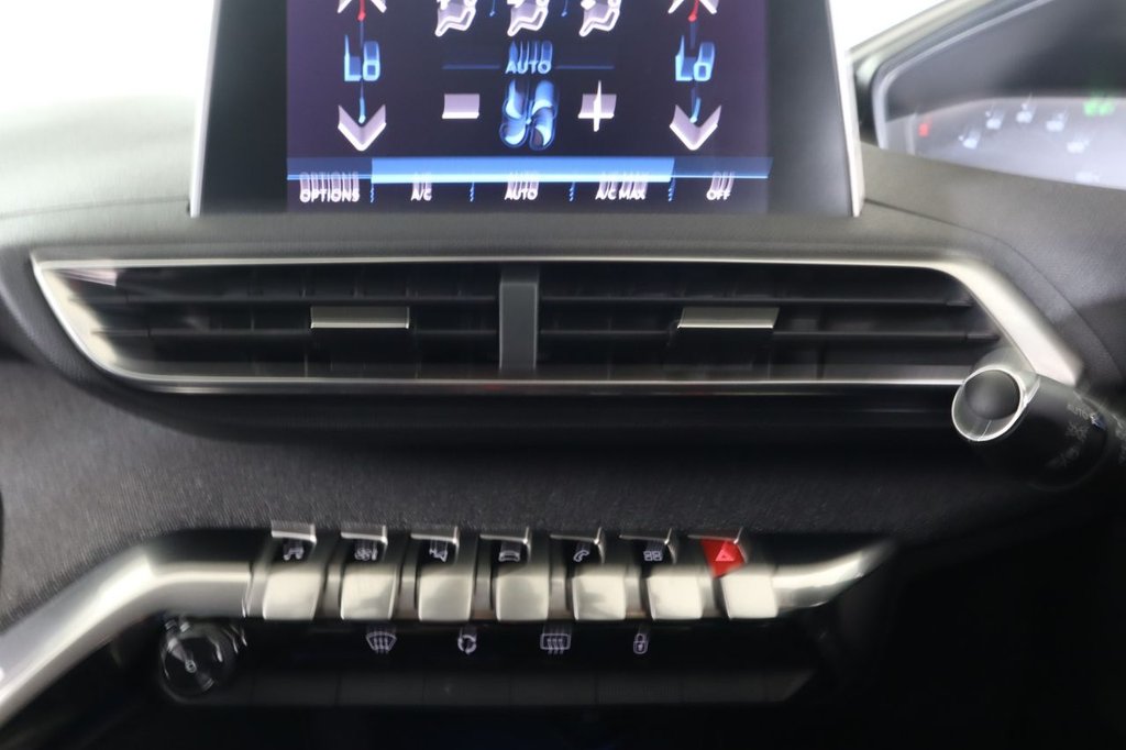 Used Peugeot 3008 2017 for sale - 76267163: Photo 27