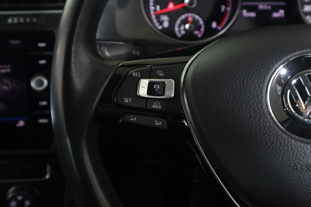 Used Volkswagen Golf 2018 for sale - 76163533: Photo 21