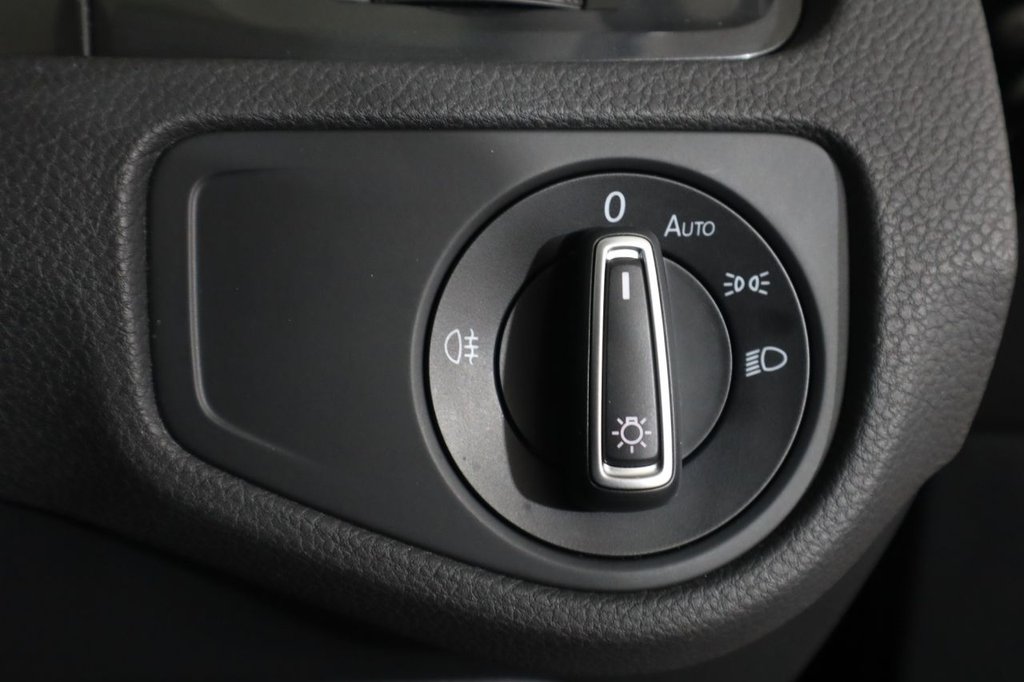 Used Volkswagen Golf 2018 for sale - 76163533: Photo 42