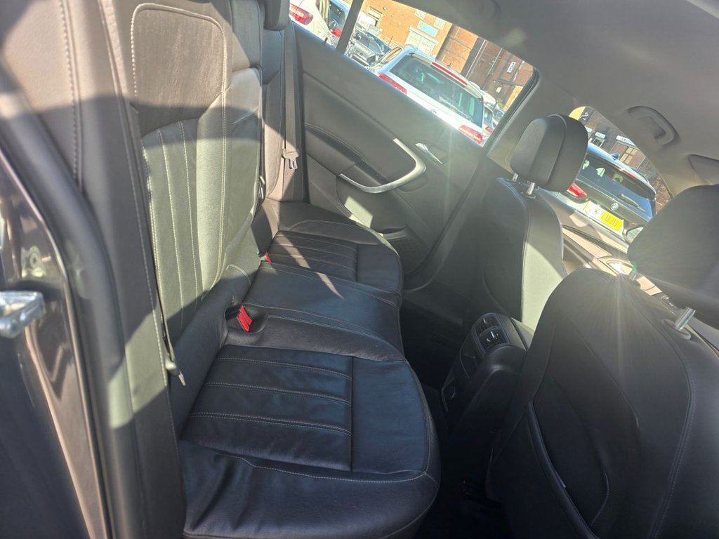 Used Vauxhall Insignia 2013 for sale - 77642629: Photo 11