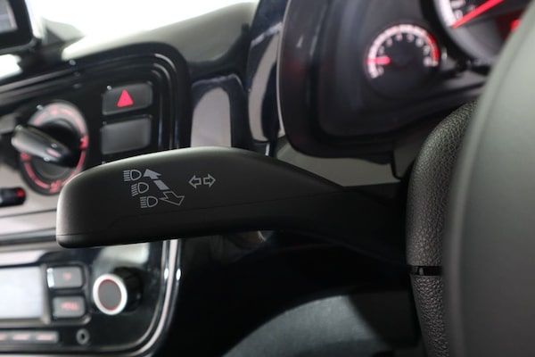 Used Volkswagen up! 2013 for sale - 75597027: Photo 20