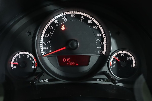 Used Volkswagen up! 2013 for sale - 75597027: Photo 21