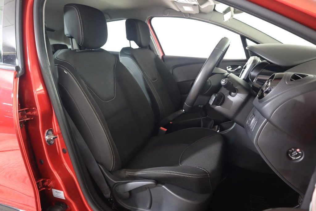 Used Renault Clio 2014 for sale - 77693035: Photo 13