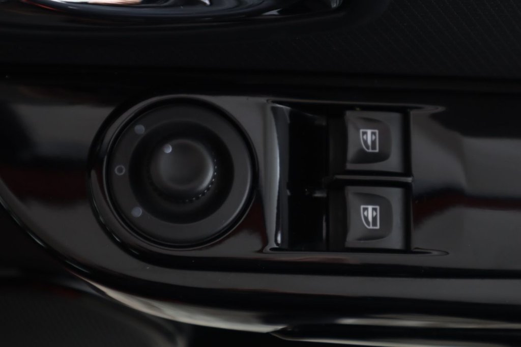 Used Renault Clio 2014 for sale - 77693035: Photo 40