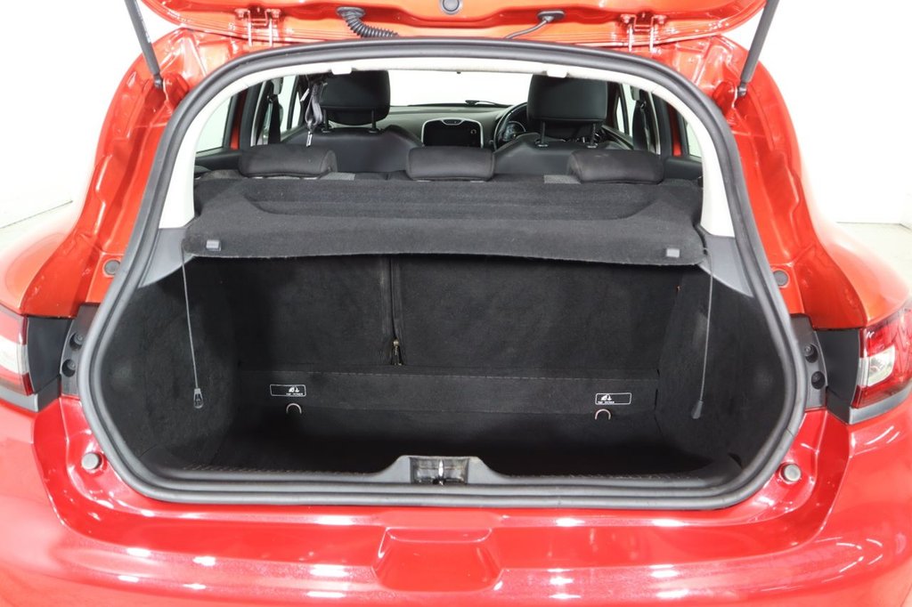 Used Renault Clio 2014 for sale - 77693035: Photo 9