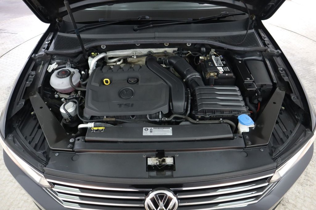 Used Volkswagen Passat 2019 for sale - 76236049: Photo 10