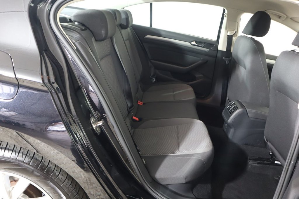 Used Volkswagen Passat 2019 for sale - 76236049: Photo 14
