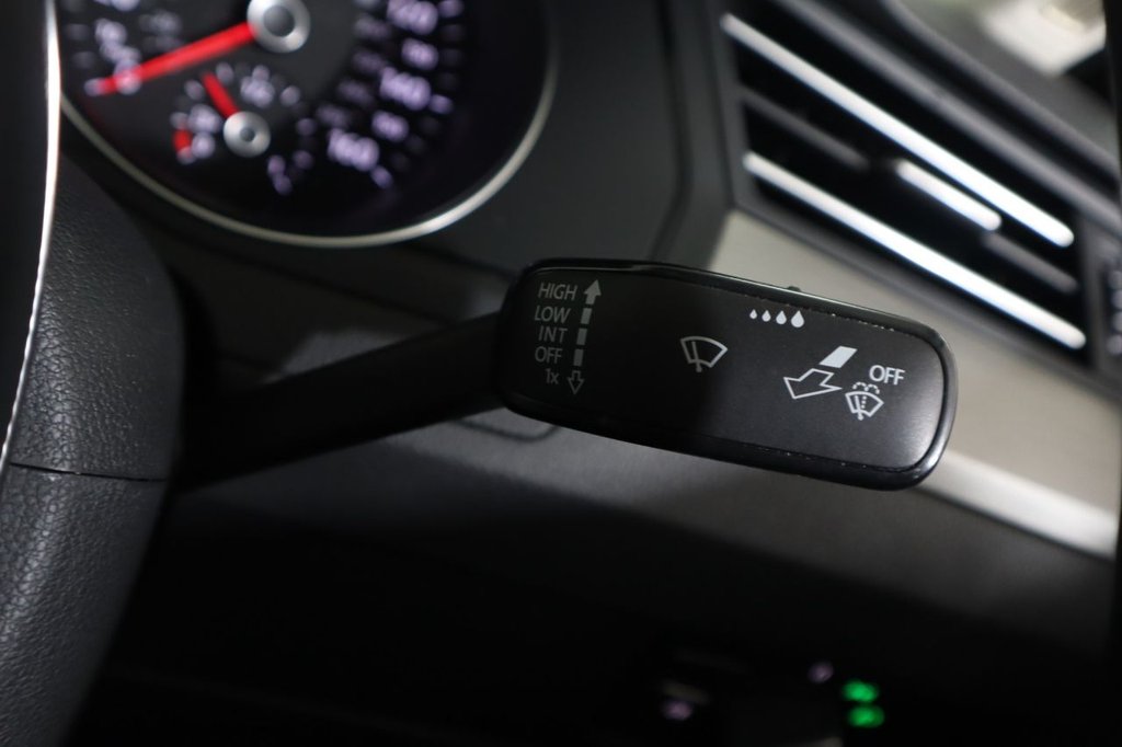 Used Volkswagen Passat 2019 for sale - 76236049: Photo 22