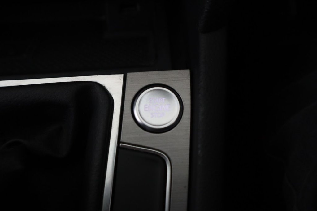 Used Volkswagen Passat 2019 for sale - 76236049: Photo 27