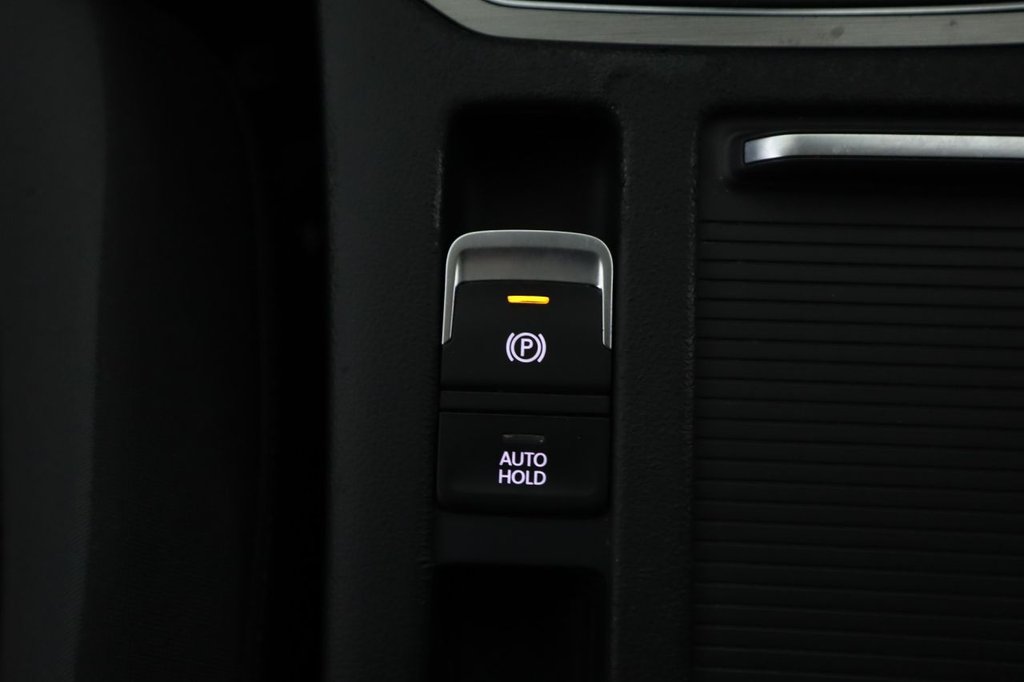 Used Volkswagen Passat 2019 for sale - 76236049: Photo 29