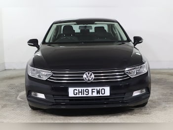 Used Volkswagen Passat 2019 for sale - 76236049: Photo 2