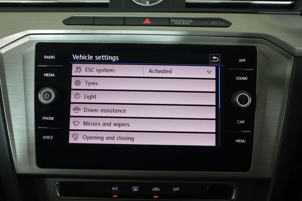 Used Volkswagen Passat 2019 for sale - 76236049: Photo 34