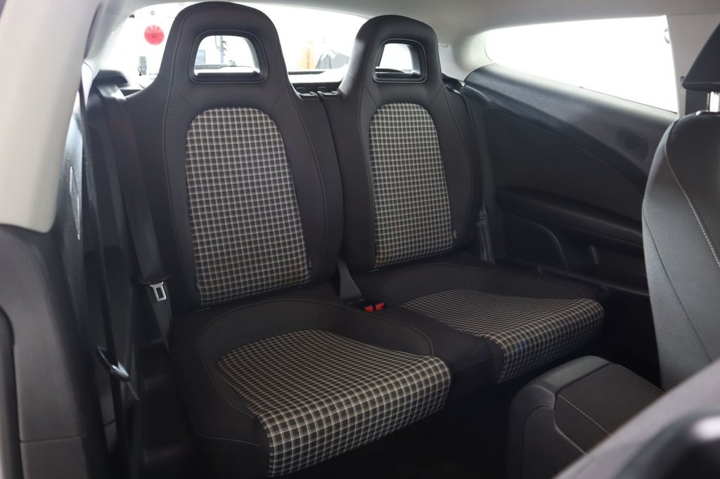 Used Volkswagen Scirocco 2015 for sale - 78181694: Photo 14